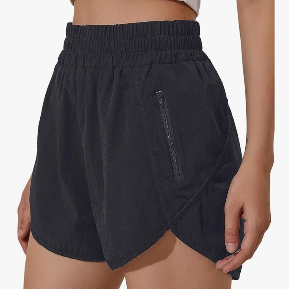 Women's | Size M | Black Athletic Shorts